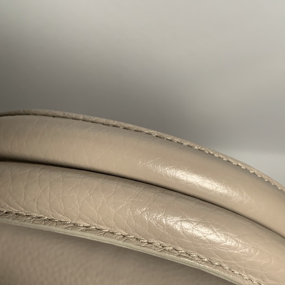 Meli Melo Classic Medium Thelma Halo Bag in Taupe - Picture 5 of 14